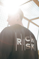 CAMISETA OVERSIZED RISK RICH | STREET STILE | 100% ALGODÃO AMERICANO | CONFORTO PREMIUM